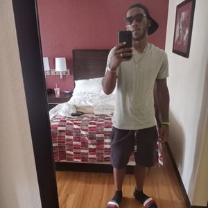 Meet your Posher, Jonathan